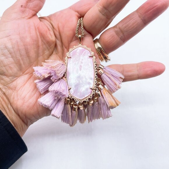 Kendra Scott Betsy Pink Shell Pendant Necklace With Lavender Tassels & Rose Gold - Picture 4 of 7